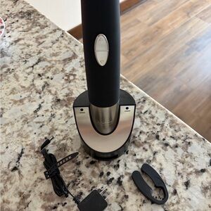 Cuisinart Black and Silver Wine Opener Set